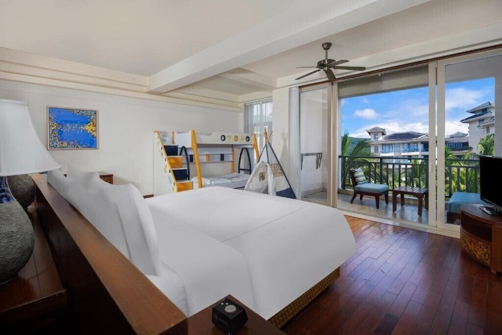 Изображение Swissotel Sanya Yalong Bay (ex. Huayu Resort & Spa Yalong Bay) 5*