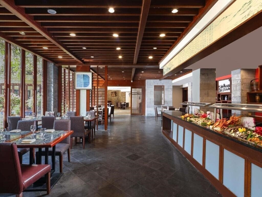 Изображение Swissotel Sanya Yalong Bay 5*