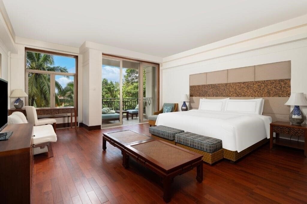 Картинка Swissotel Sanya Yalong Bay (ex. Huayu Resort & Spa Yalong Bay) 5*