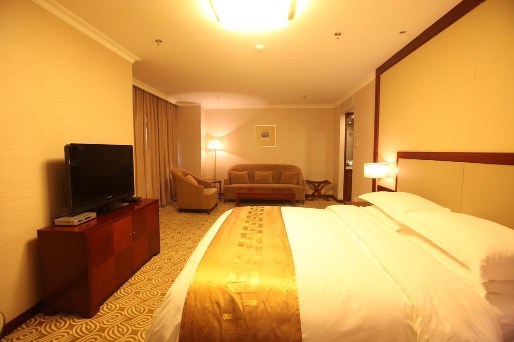 Фотографія Inner Mongolia Grand Hotel 4*
