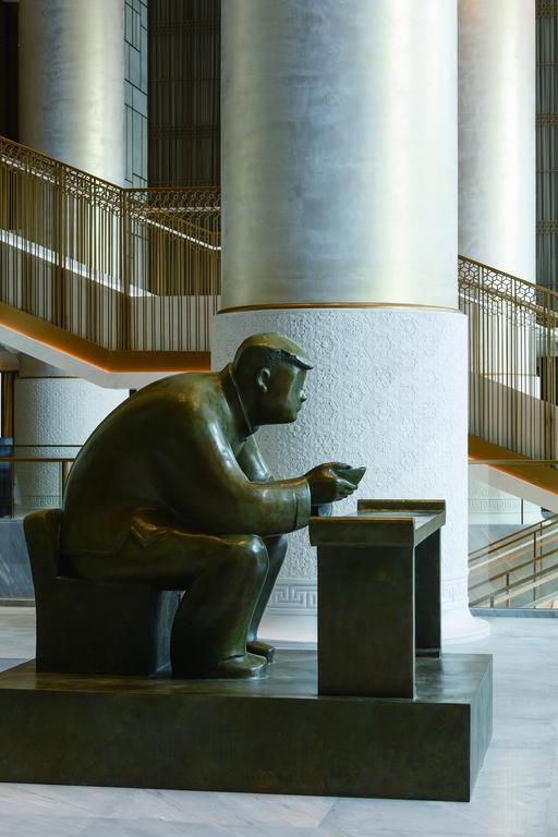 Фото The Peninsula Palace 5*