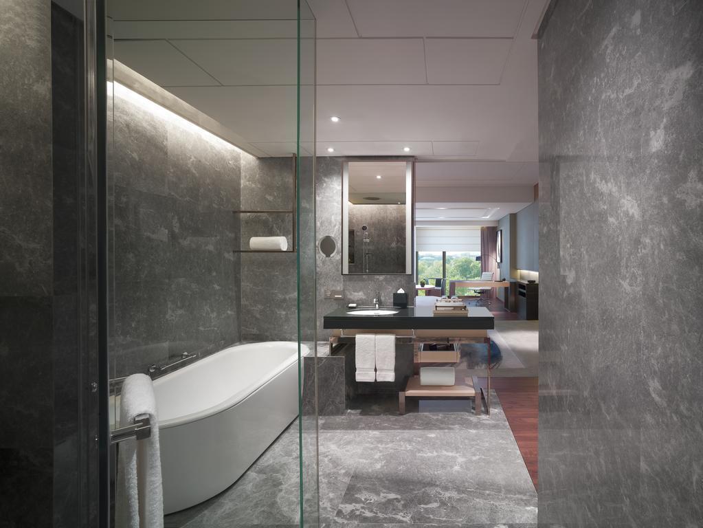 Изображение New World Beijing 5*