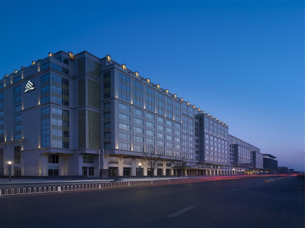 Отель New World Beijing 5*