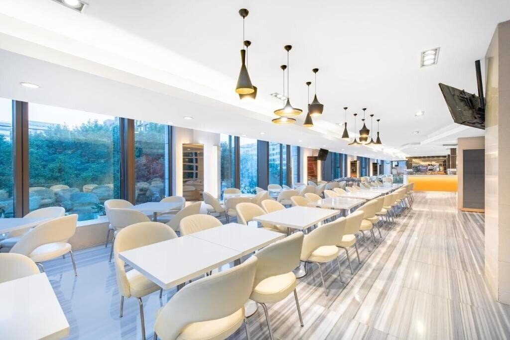 Фотографія Holiday Inn Express Beijing Temple Of Heaven 3*