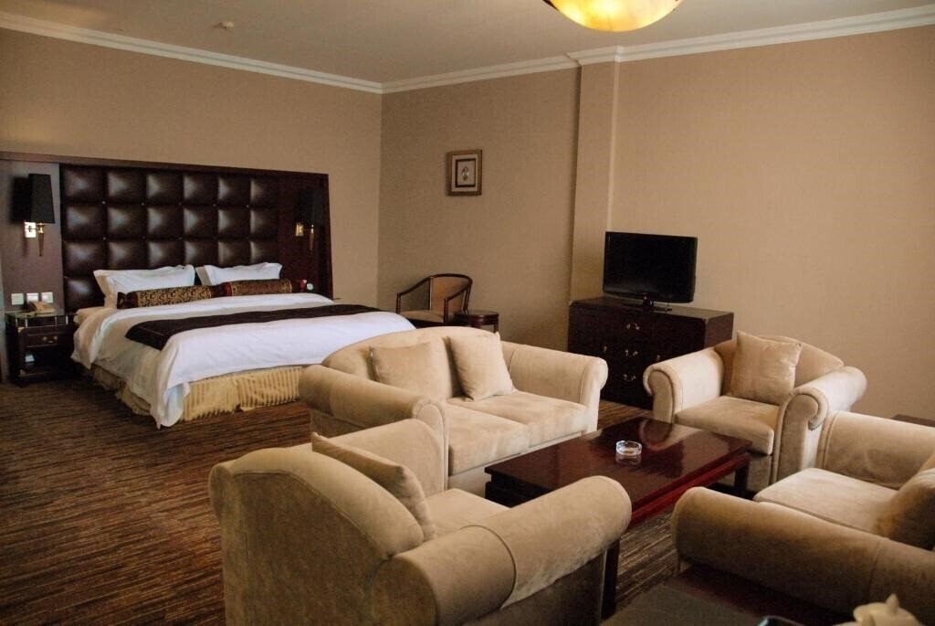 Изображение Qianmen Jianguo 4*