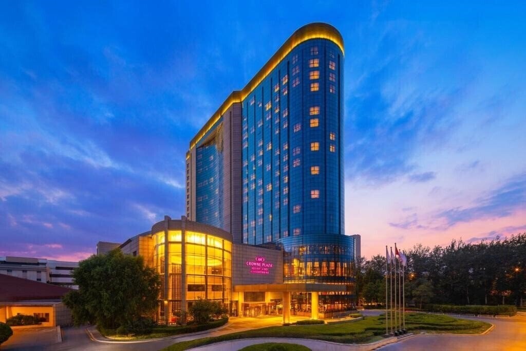 Отель Crowne Plaza Beijing Lido 5*