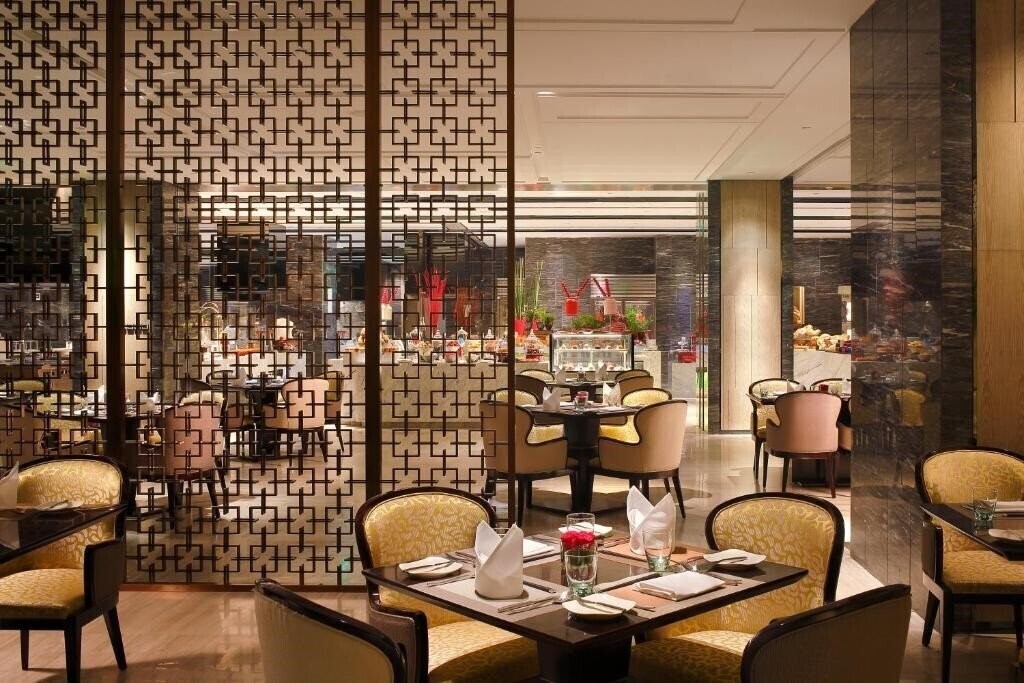 Фотография Crowne Plaza Beijing Lido 5*