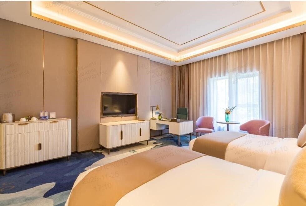 Фотография Beijing Tiananmen Wangfujing Meilun Hotel 4*