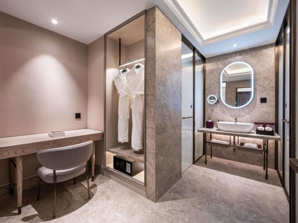 Фотографія Mercure Beijing City Centre Hotel 4*