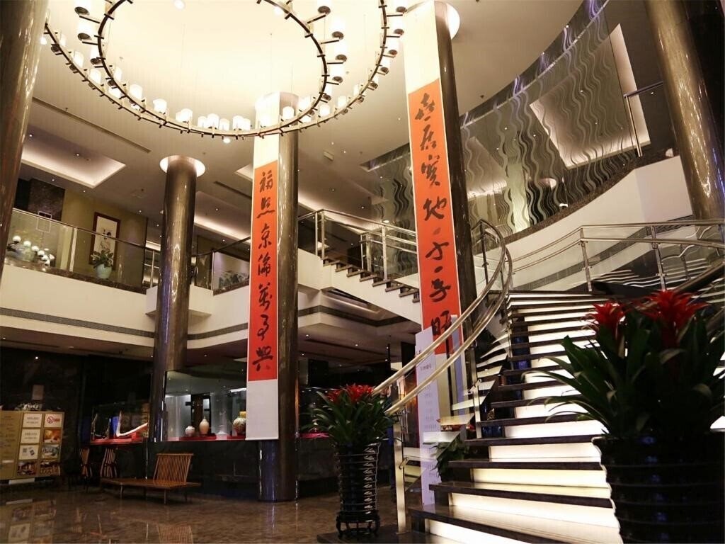 Фотографія Jinglin Hotel 4*
