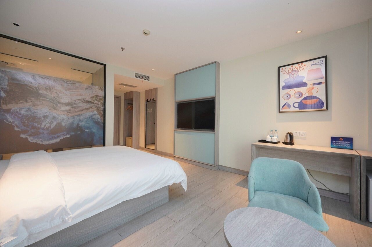 Фото Shijia Boutique Hotel (Beijing Sanlitun Tuanjiehu Subway Station) 3*