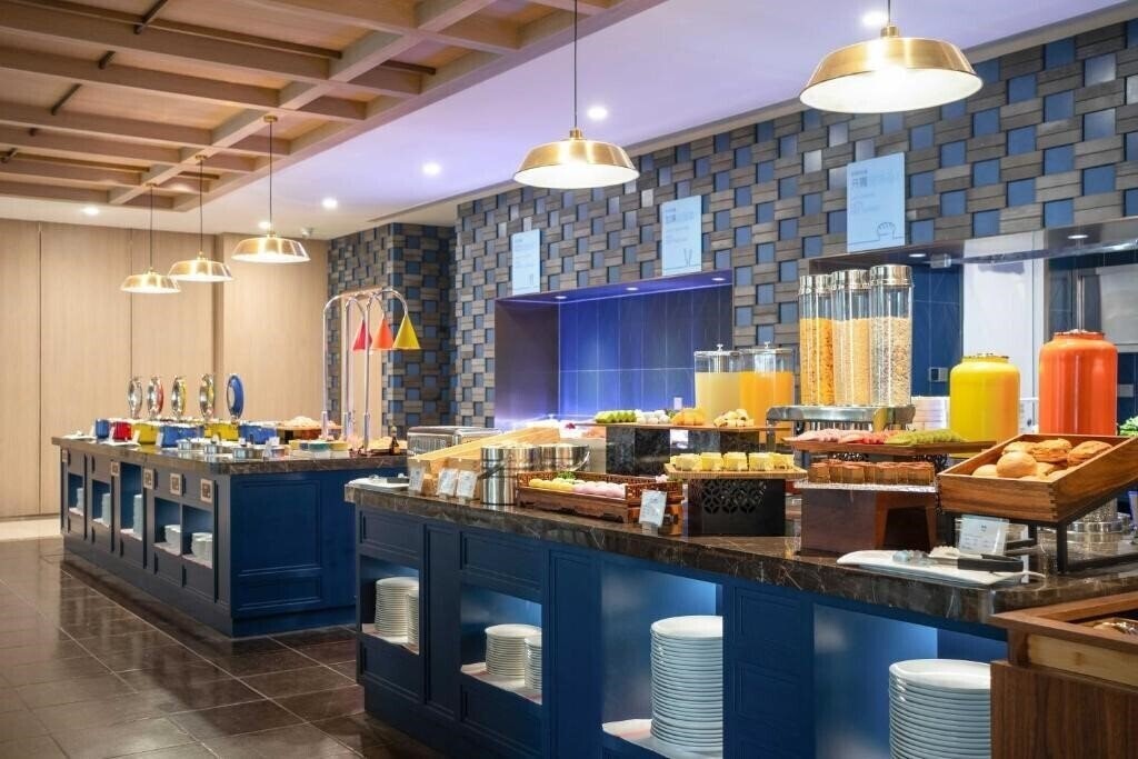 Картинка Holiday Inn Express Beijing Downtown by IHG 3*