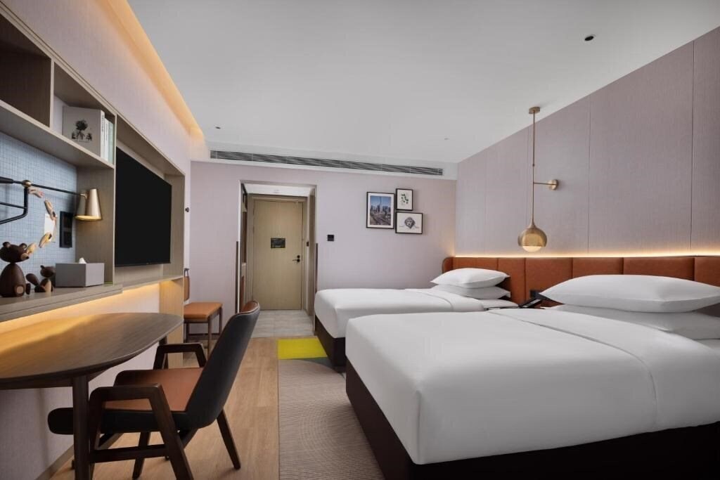 Картинка Home2 Suites by Hilton Beijing West Railway Station 4*