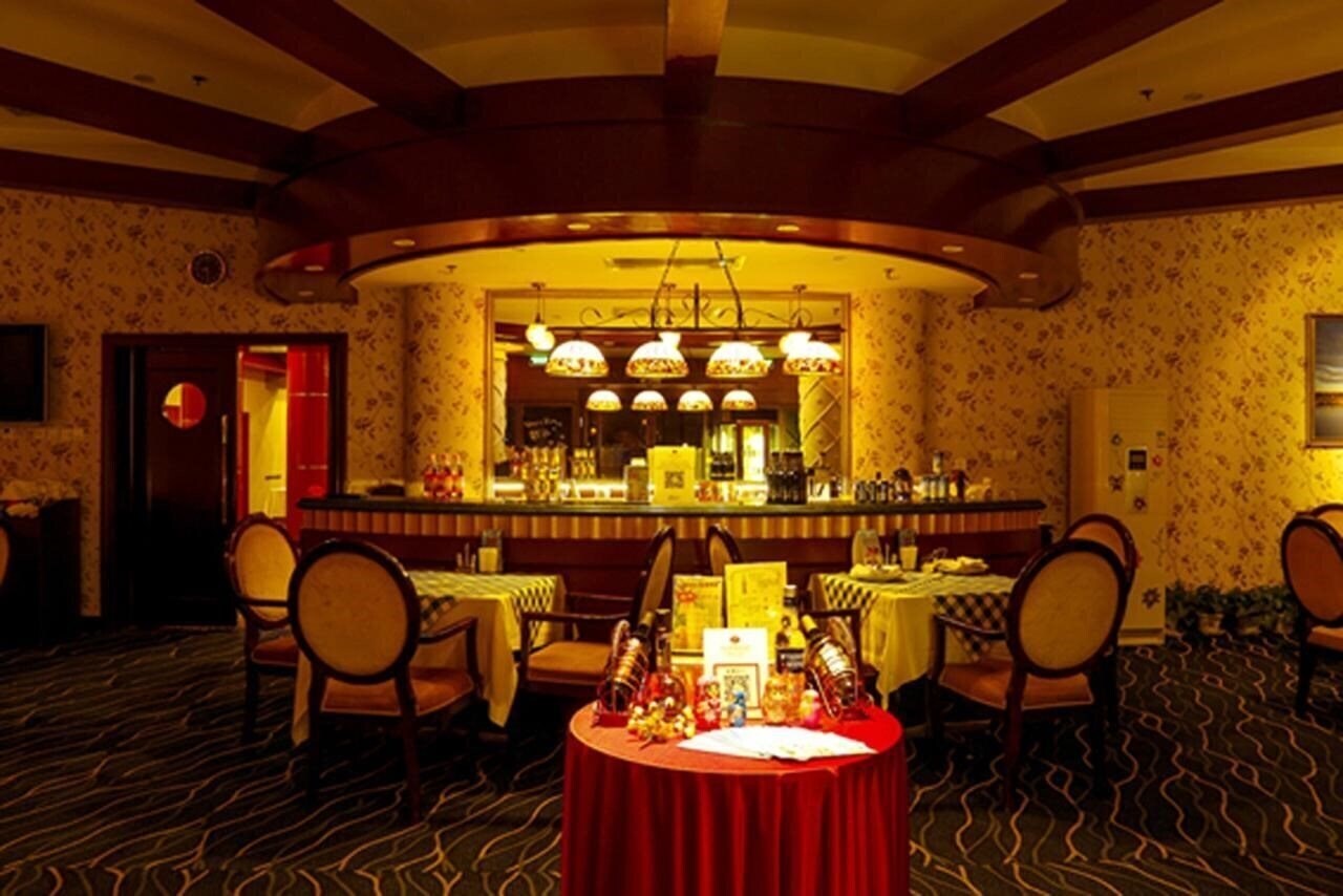 Изображение Exhibition Centre Hotel 3*