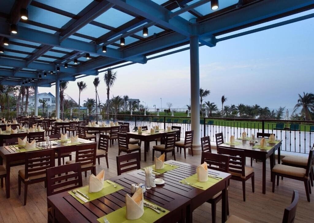 Фото Seacube Resort 5*