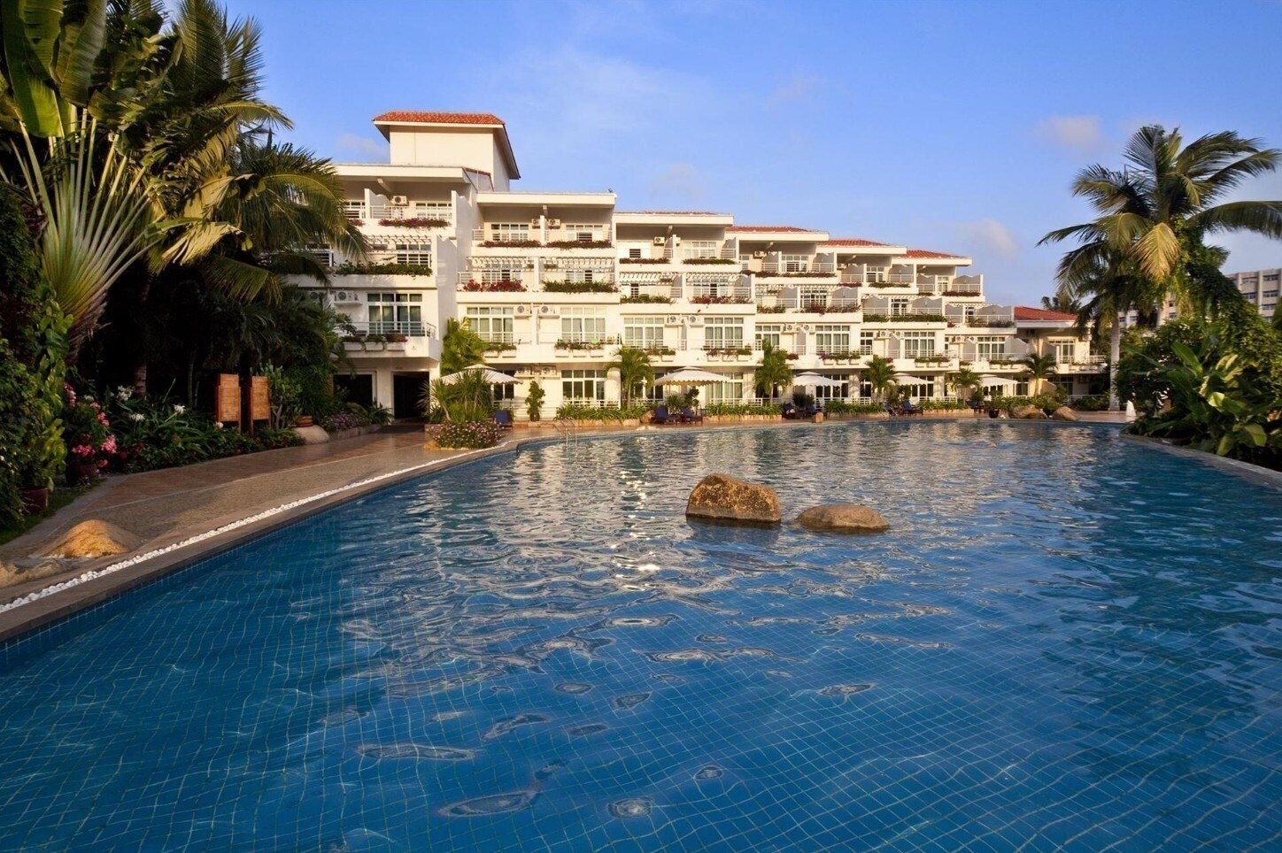 Готель Guest House Hotel Dadonghai Apartment Deluxe 4*