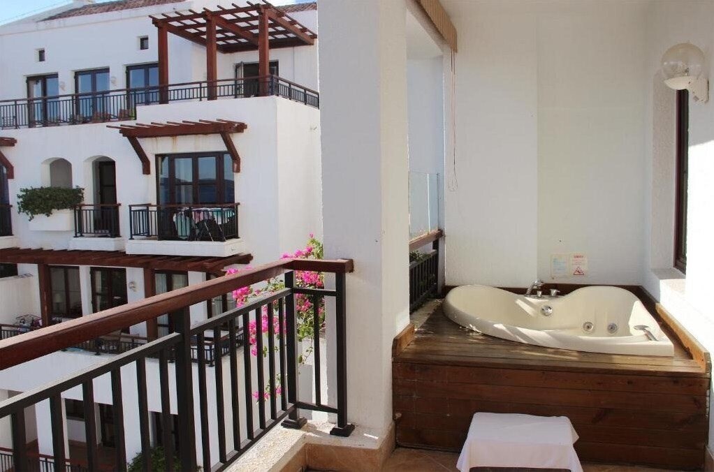 Фото Aegean Jianguo Suites Resort 5*