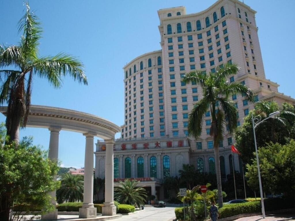 Готель Baohong Hotel Sanya 4*