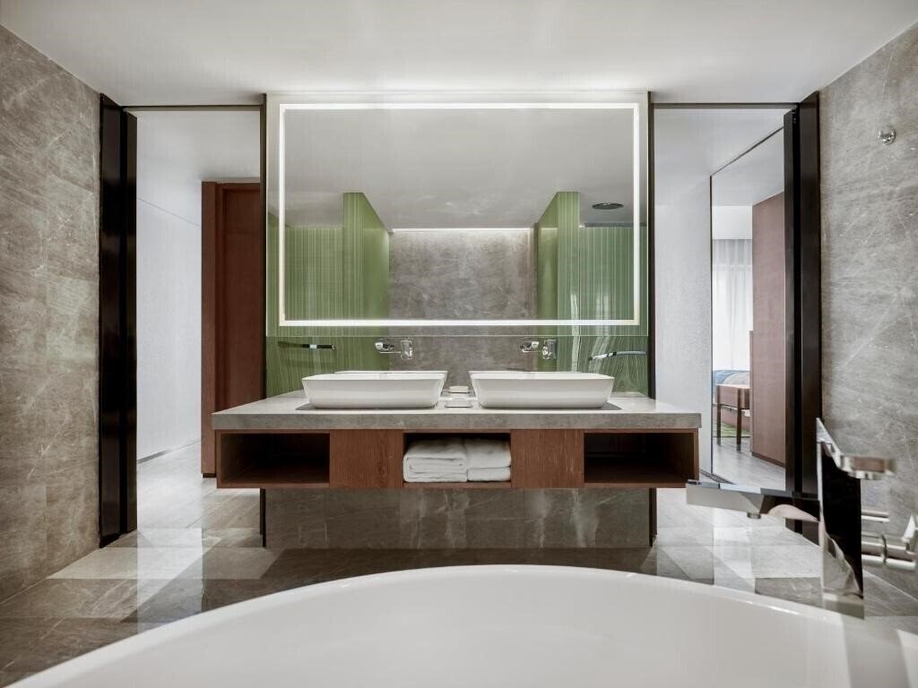 Фото Holiday Inn Sanya Bay Resort Hotel 5*