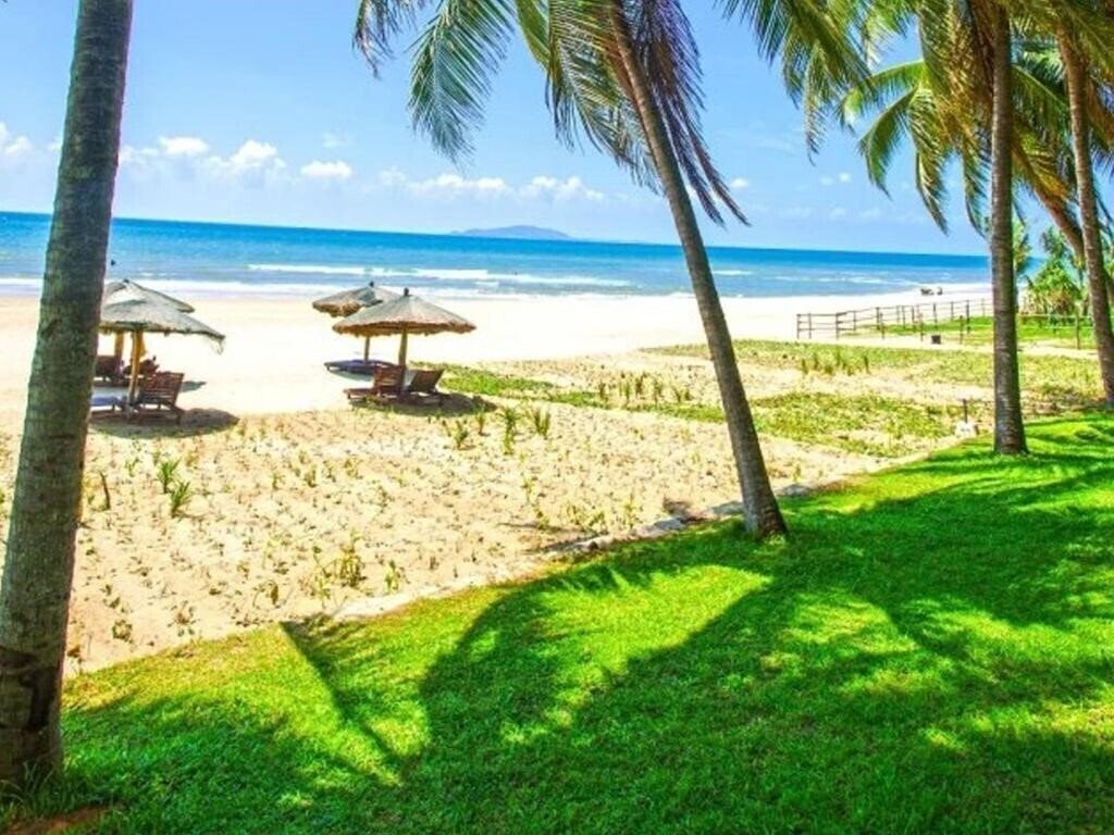 Фотографія Palm Beach Resort 5*