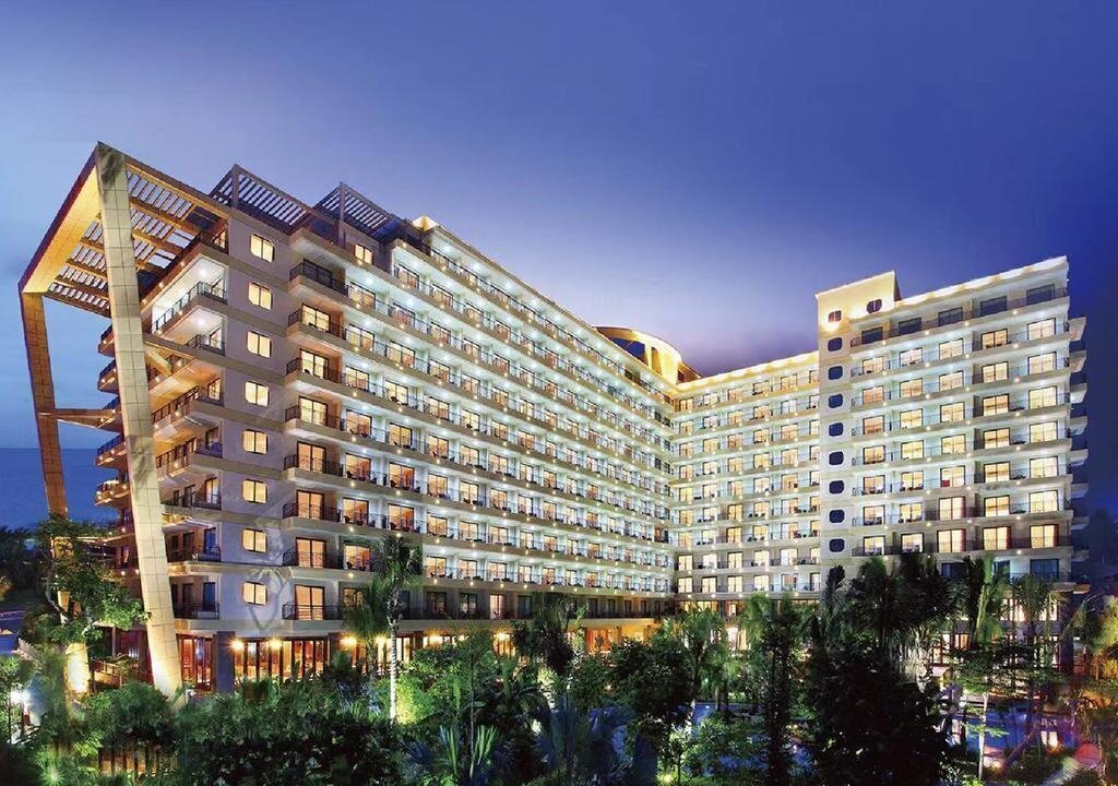 Готель La Costa Resort Sanya Bay 5*