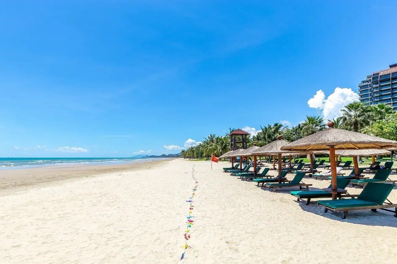 Отель Yinyuan Seaside Theme Hotel 3*