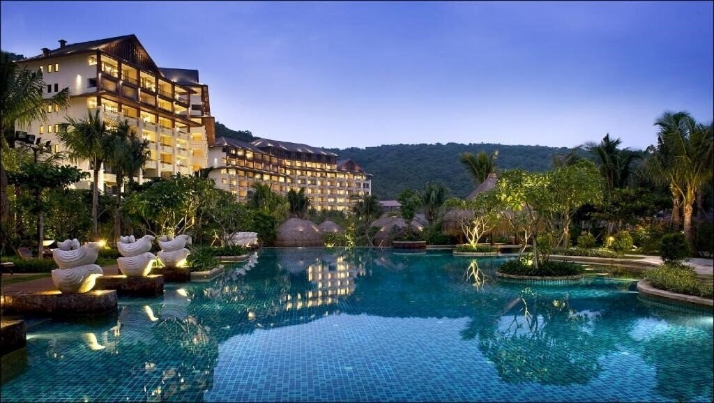 Готель Stony Brook Villa Jianguo Resort Sanya 5*