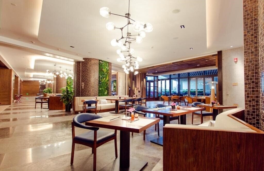 Картинка Sanya Conifer Resort 5*