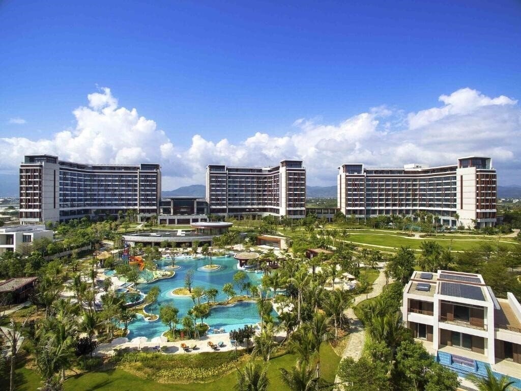 Готель Sofitel Sanya Leeman Resort 5*