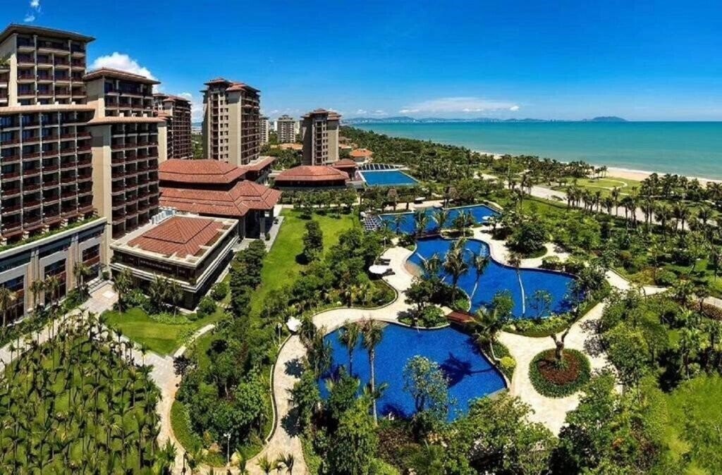 Готель Sanya Bay Guest House 5*