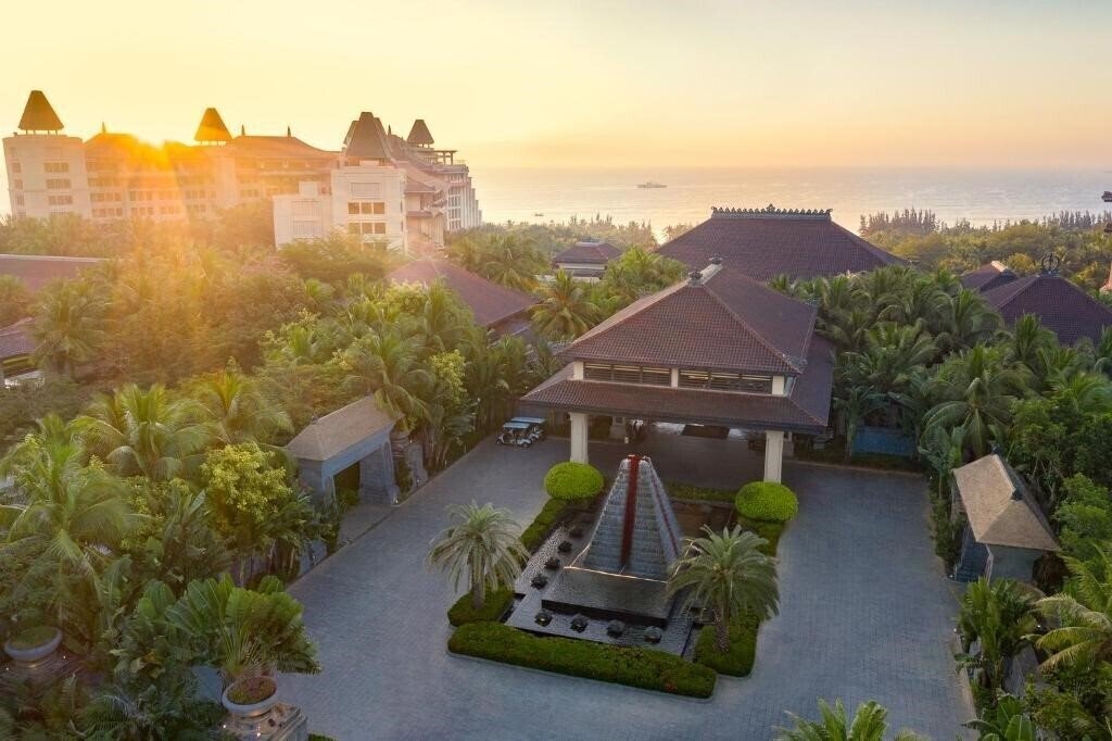 Фотография Raffles Hainan Clear Water Bay 5*