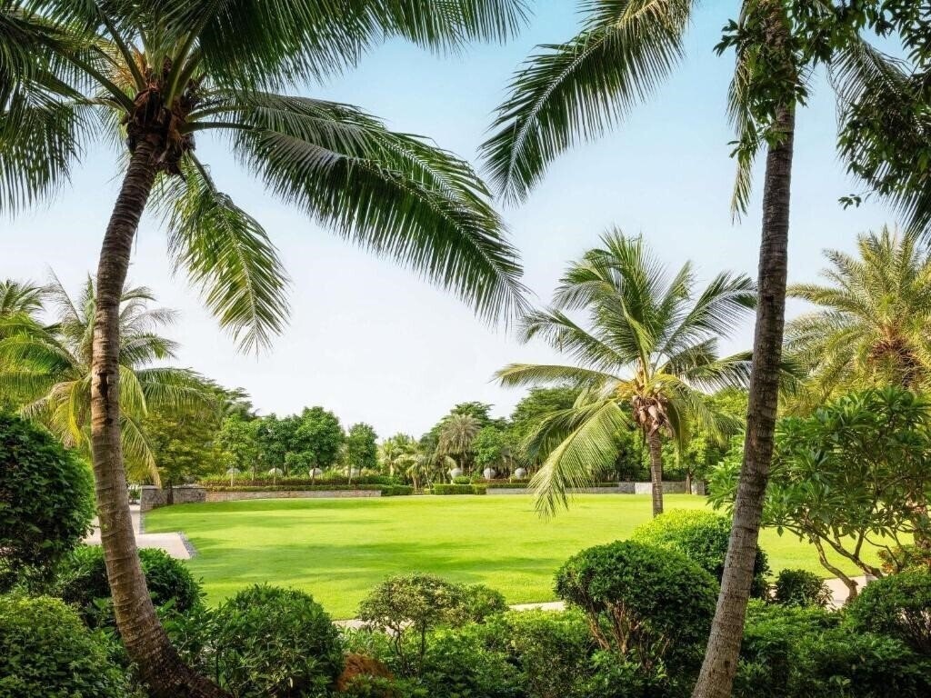 Картинка Raffles Hainan Clear Water Bay 5*