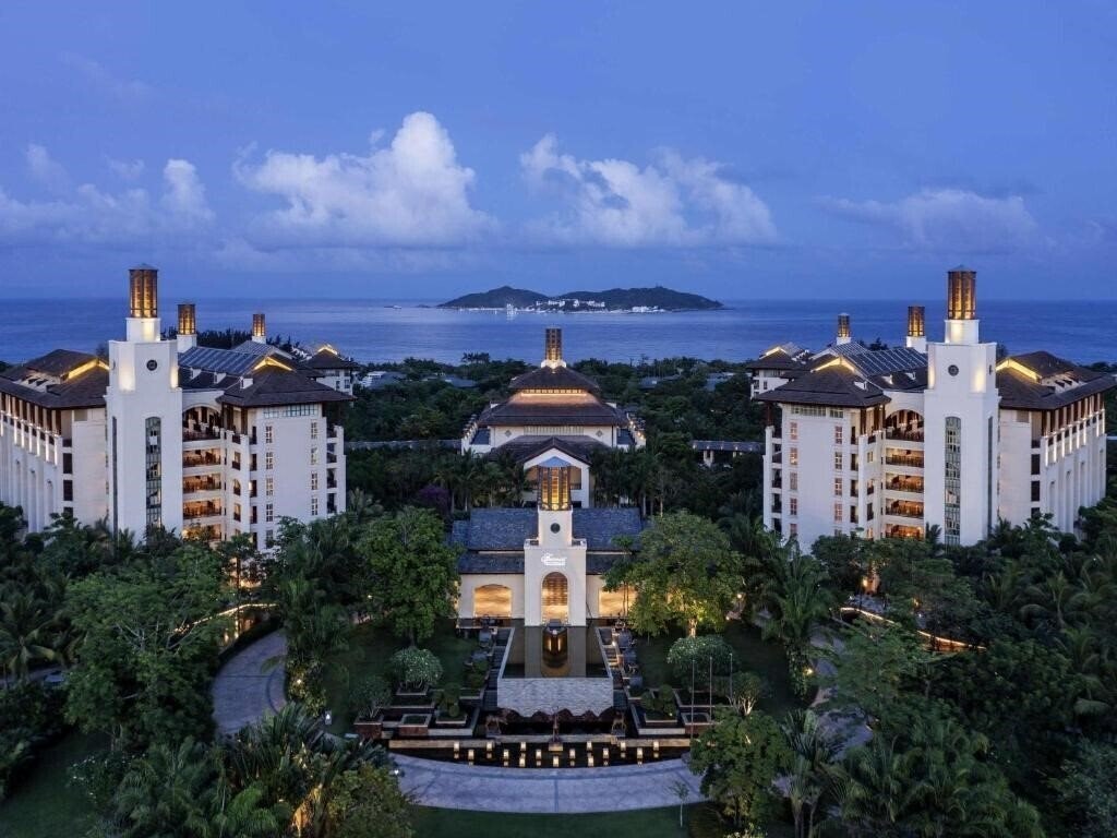 Готель Fairmont Sanya Haitang Bay 5*