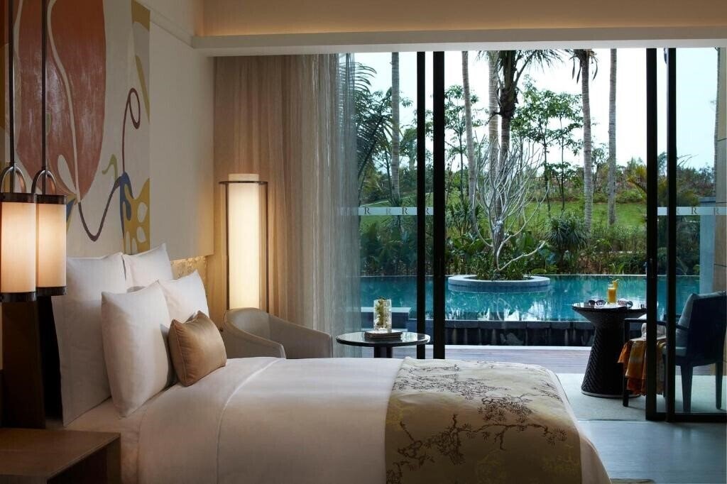 Фото Renaissance Sanya Haitang Bay Resort 5*