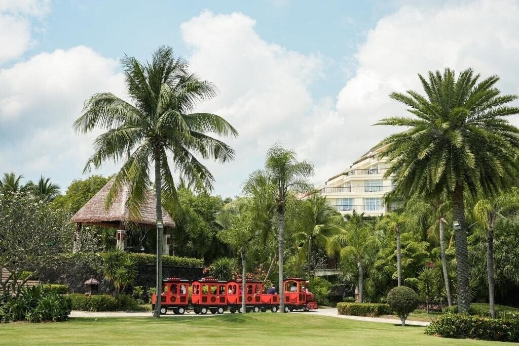 Картинка Sheraton Sanya Yalong Bay Resort 5*