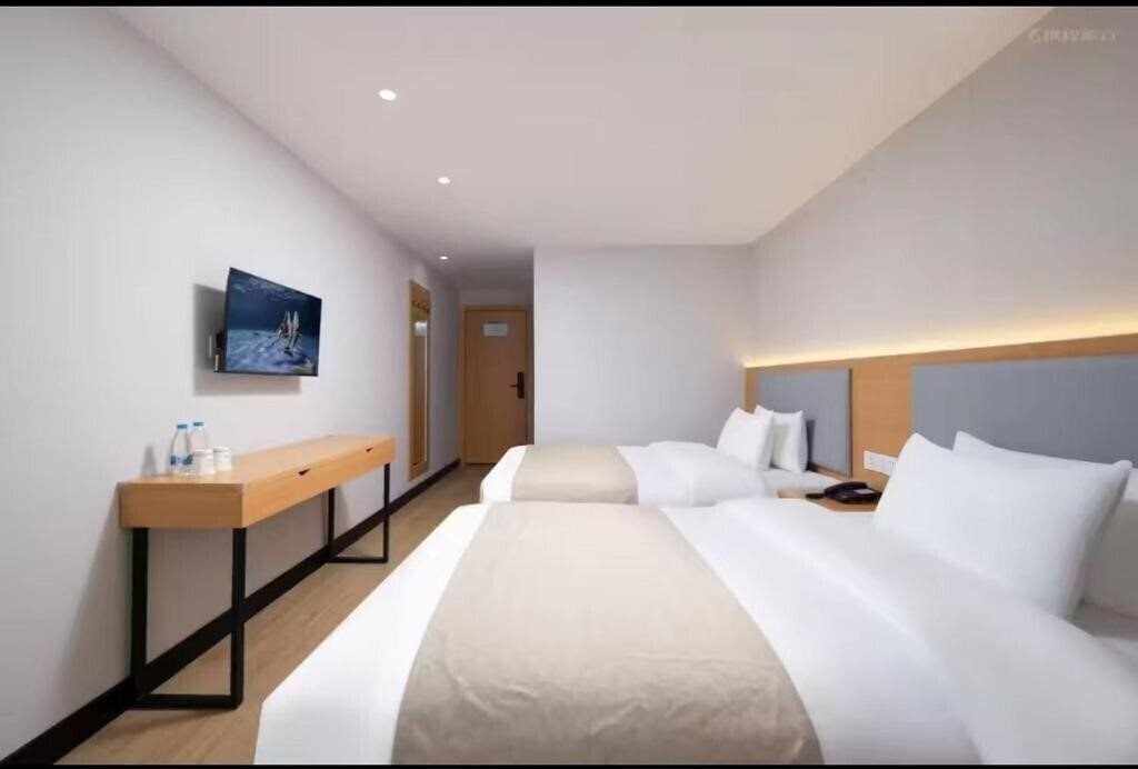 Изображение Guan Hai Lou Hotel 3*