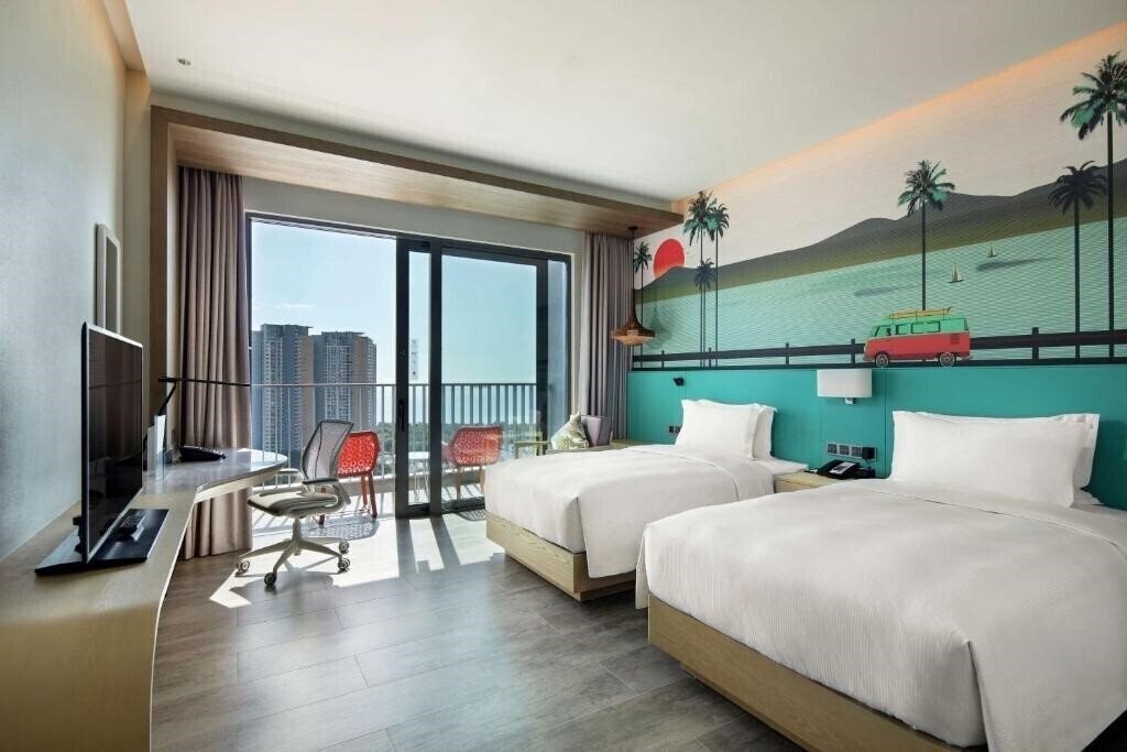 Фото Hilton Garden Inn Sanya 5*