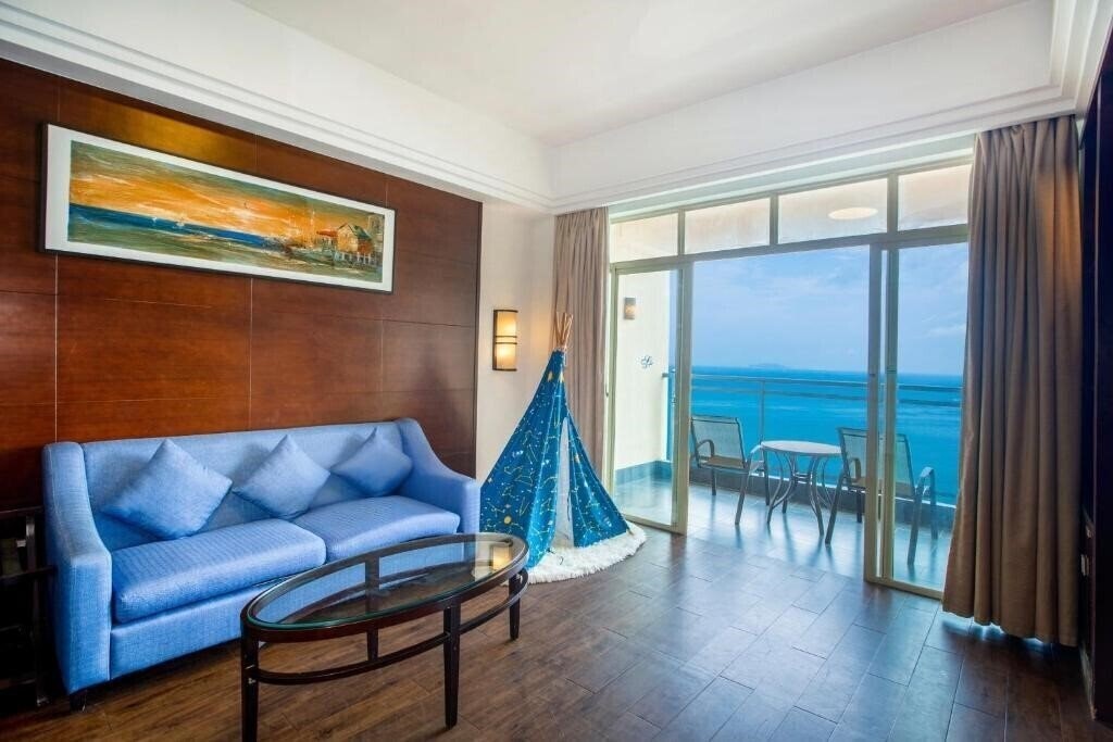 Картинка Sanya Shengyi Seaview Hotel 5*