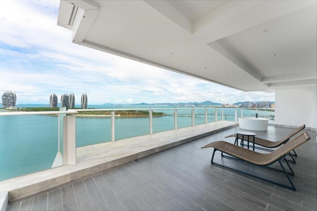Изображение Vignette Collection Tiancheng Belmont Hotel Sanya by IHG 5*