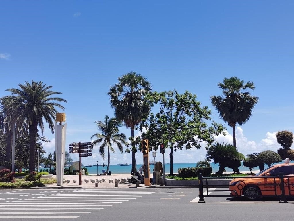 Зображення Golden Phoenix Seaview Hotel 4*