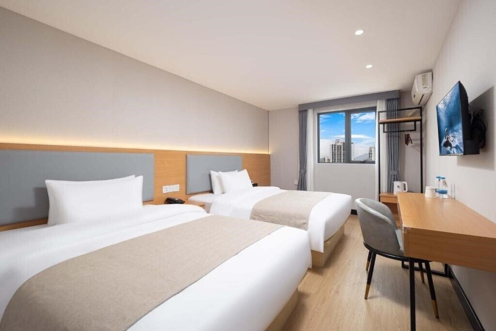 Картинка Sanya Guanhailou Hotel 2*