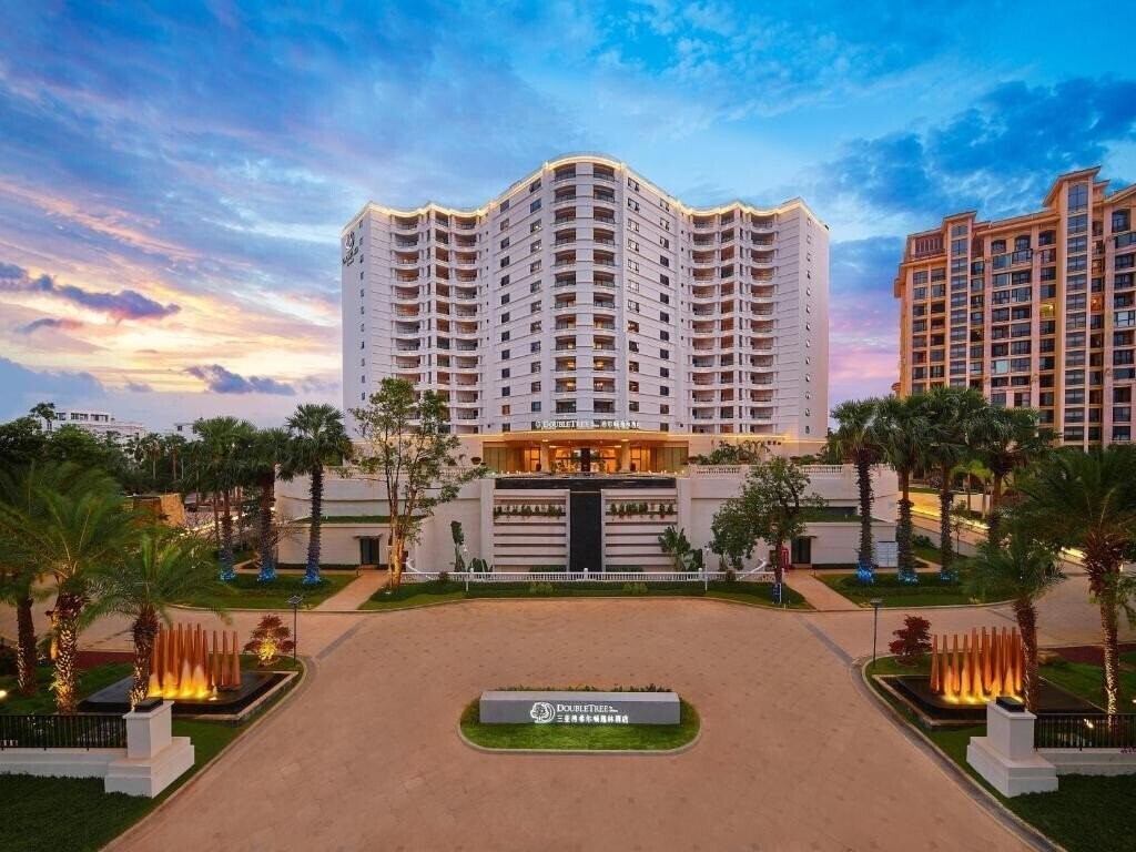 Фотографія DoubleTree by Hilton Sanya Bay 5*