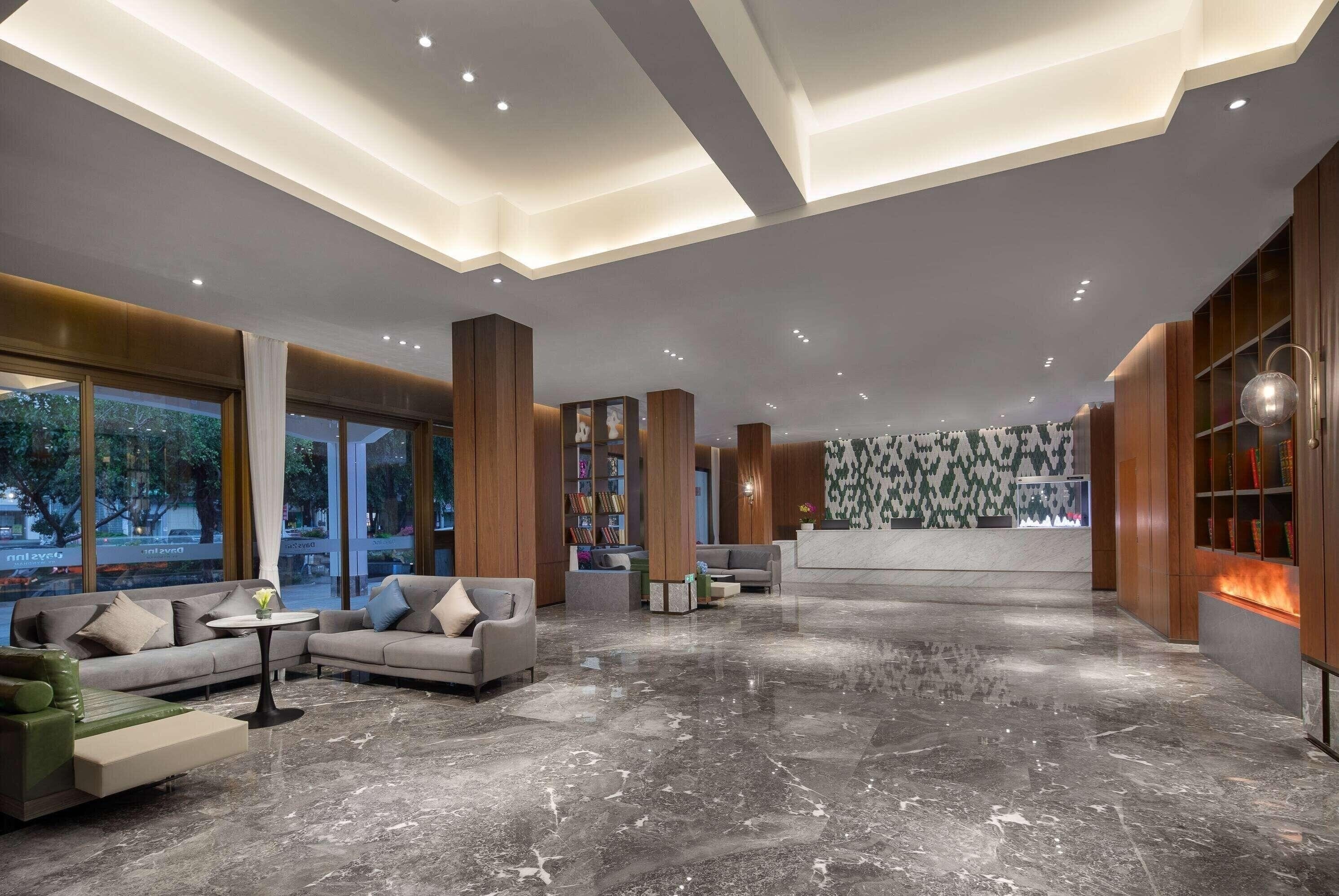 Изображение Days Inn by Wyndham Hainan Sanya Bay 3*