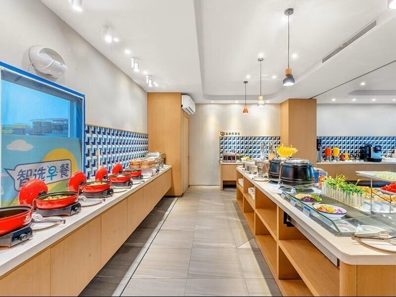 Зображення Holiday Inn Experss Sanya Bay 3*