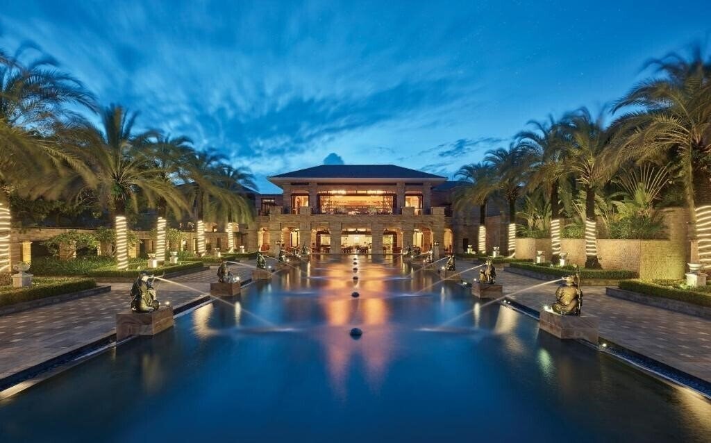 Отель Conrad Sanya Haitang Bay 5*