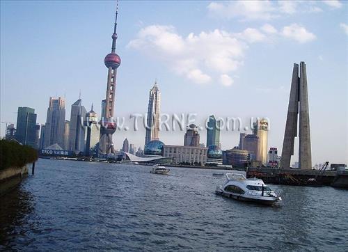 Готель Equatorial 5*