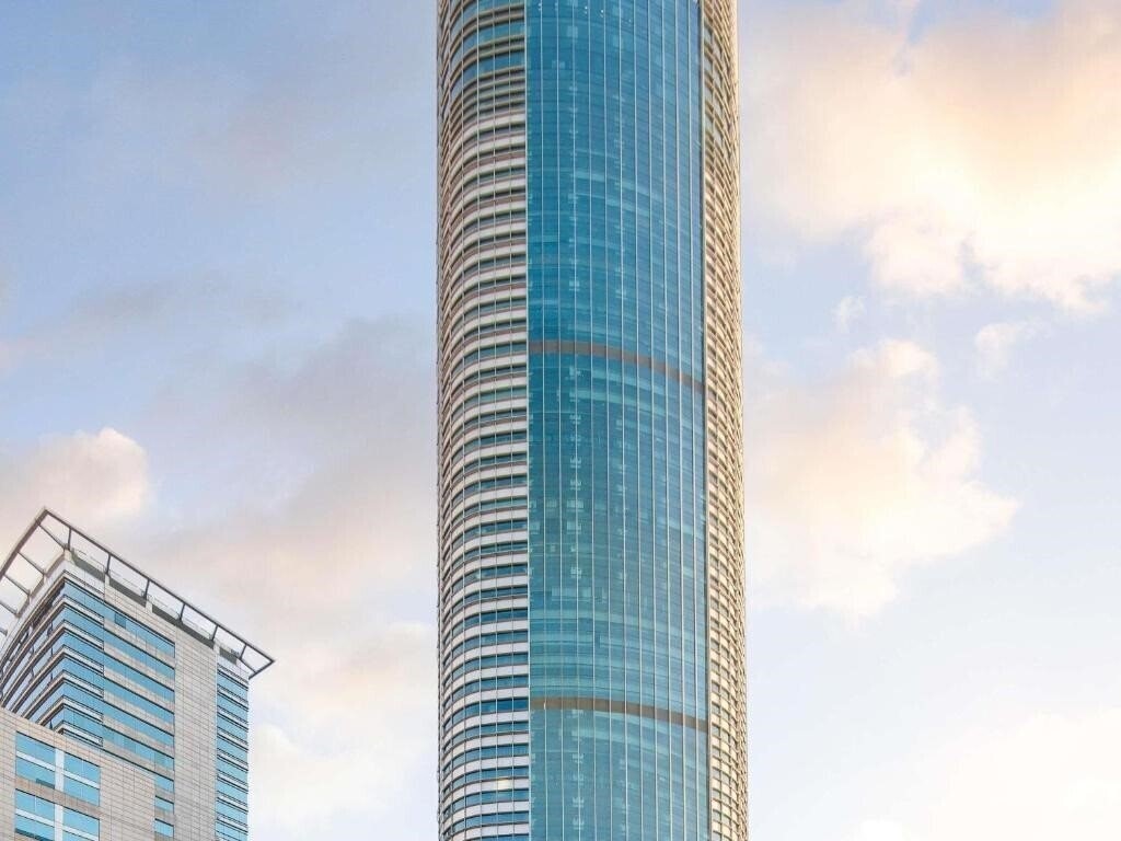 Отель Pullman Shanghai Skyway 5*