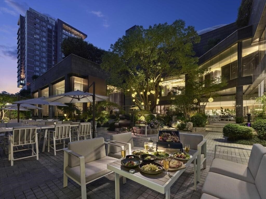 Фотографія Hilton Shanghai Hongqiao 5*