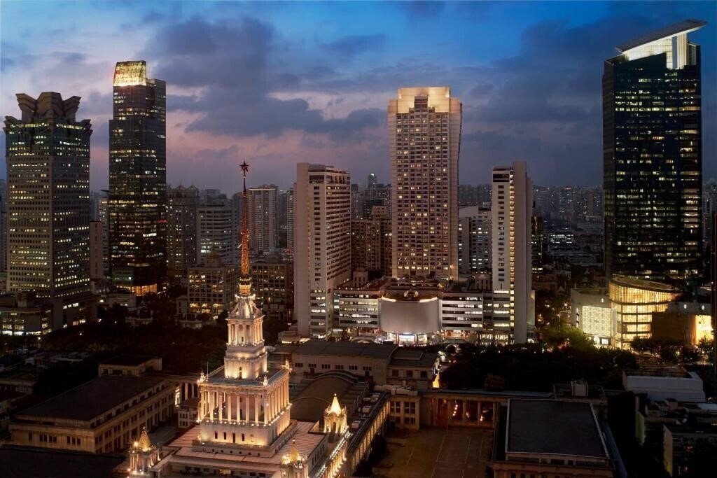 Отель The Portman Ritz-Carlton 5*