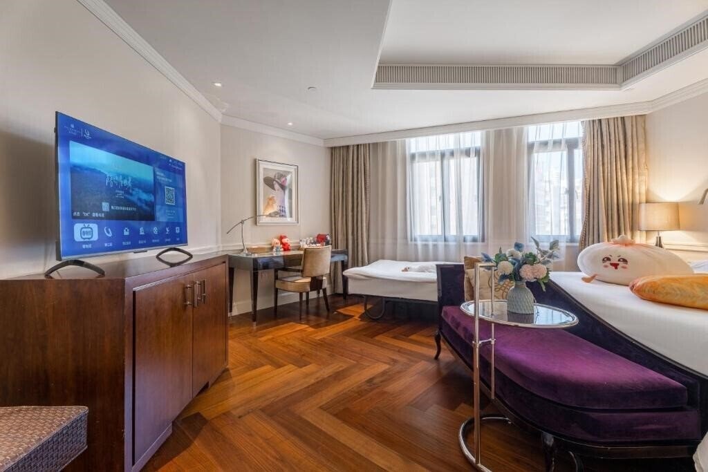 Готель Jinjiang Metropolo Xincheng Hotel, The Bund 4*